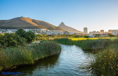 Green Point Apartment | The Odyssee 409
