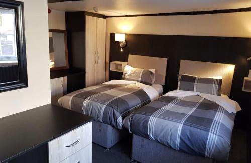 Oxford Hotel | The Old Black Horse Inn