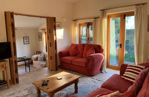 Llanvair Kilgeddin House | The Old Bull Pen