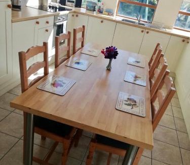 Llanvair Kilgeddin House | The Old Bull Pen