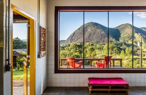Bocaina de Minas Cabin | The Old Cheese Factory: Tlatetzauhtli