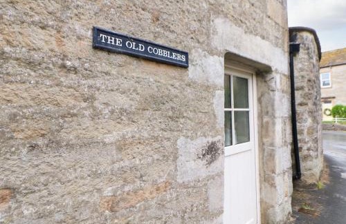 Burnsall House | The Old Cobblers