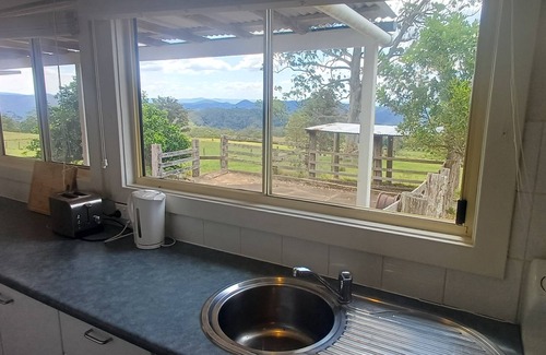 Innes View Cottage | The Old Dairy - rural retreat with moutain and bush panorama