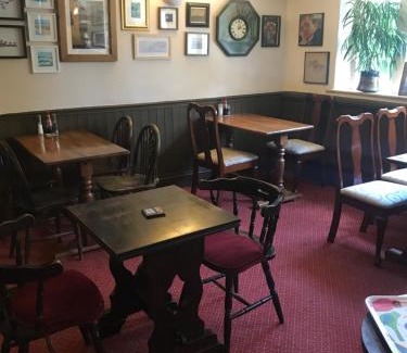 Whaddon Hotel | The Old Ham Tree