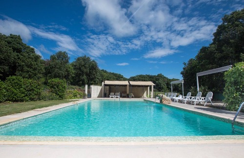Bourg-Saint-Andeol Ski Chalet | "The old oak" chalet overlooking lavender and mont ventoux
