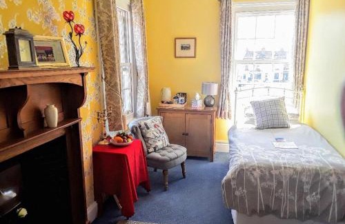 Hythe House | The Old Post Office Boutique Guesthouse