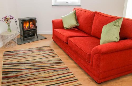 Aymestrey House | The Old Power House Cottage 1