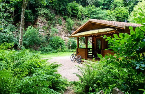 Wiveliscombe Cabin | The Old Quarry — Log Cabin In The Woods