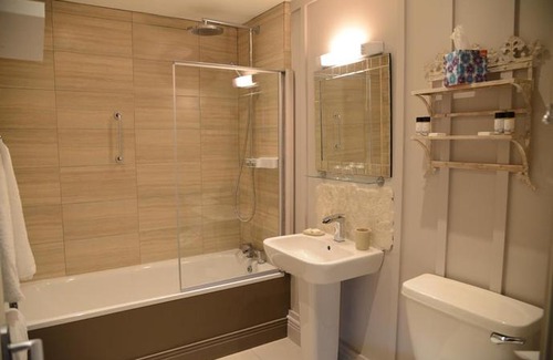 Ballydrain Hotel | The Old Schoolhouse Inn