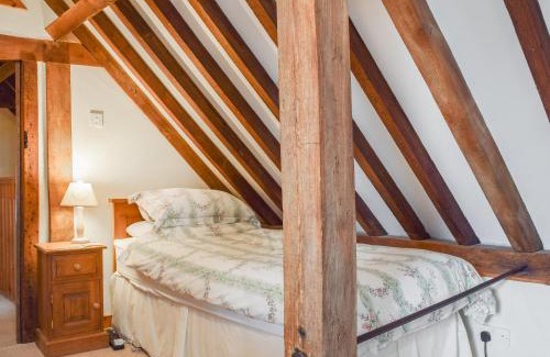 Thame House | The Old Stable - Meadowbrook Farm