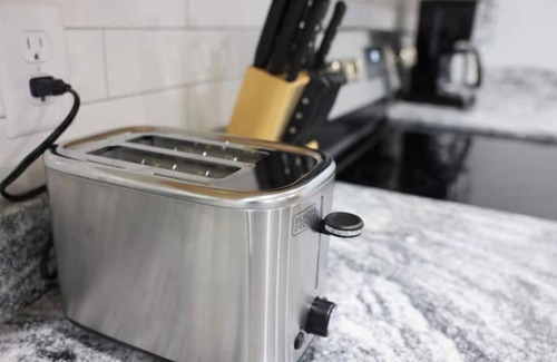 Oneonta House | The Oneonta Experience