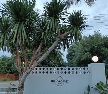 Khanong Phra House | The Organic Farmstay Khoa Yai (ดิ ออร์แกนิค ฟาร์มสเตย์ เขาใหญ่)