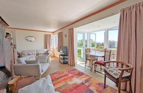 Felpham House | The Owl - Felpham