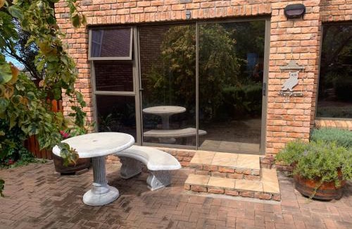 Still Bay Apartment | The Owl House