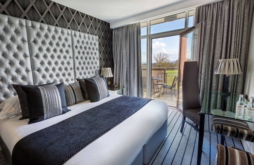 Thame Hotel | The Oxfordshire Golf Hotel and Spa