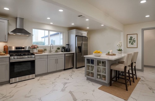 Hawthorne House | The Pacific Nest · 10min from LAX · BBQ · EV