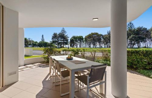 Byron Bay House | The Palms 1 @ Clarkes Beach