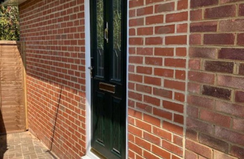 North Marston Apartment | The Palms - Annex Apartmentnn