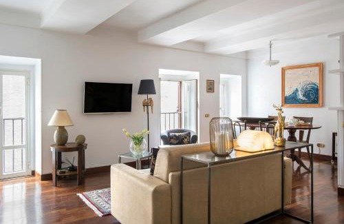 Rome City Centre Apartment | The Pantheon view in the heart of Rome