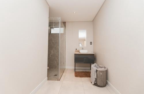 Houghton Estate Apartment | The paramount