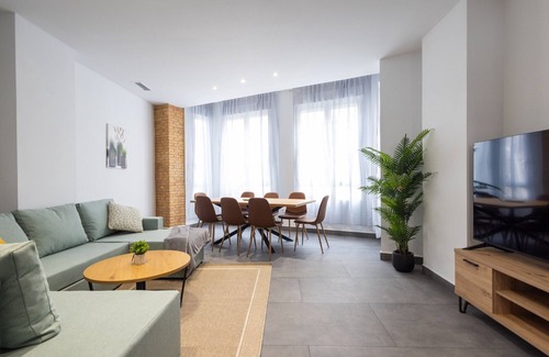 L'Hort de Senabre Apartment | The Patraix Apartment 02 by Florit Flats