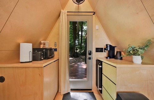 Steelville House | The Peaceful Nook + Private Sauna