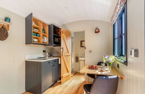 Langcliffe Cottage | The peaceful position surrounded by stunning countryside and beautiful walks.