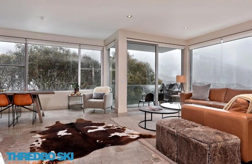 Thredbo Ski Chalet | The Peak 5