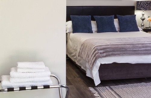 Greater Johannesburg Metropolitan Area Bed & Breakfast | The Pecan Tree