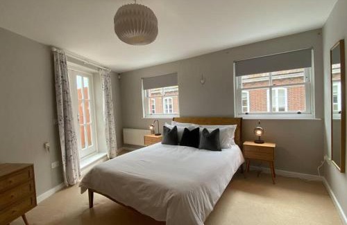 Winchester Apartment | The Penthouse, Winchester