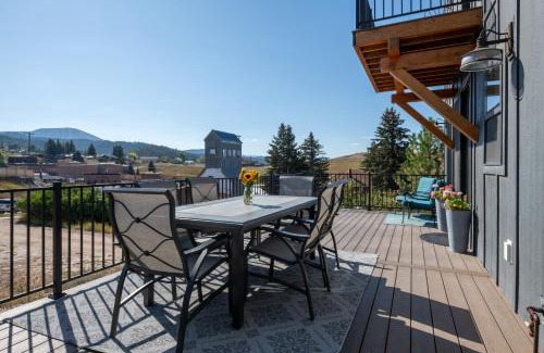 Philipsburg House | The Perch - Family Friendly! Panoramic Views!
