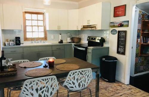 Umatilla House | The perfect Little Cottage for your gateway!