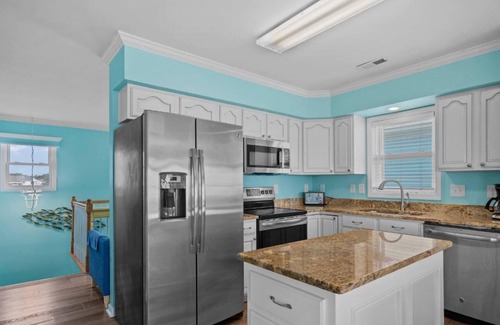 Holden Beach House | The Perfect Oceanfront Vacation w/Private Pool!