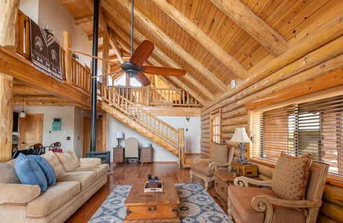 Ash Fork Ski Chalet | The Perfect Retreat: Beautiful Log Cabin in Northern Arizona, Camp Picacho - Adventure Awaits