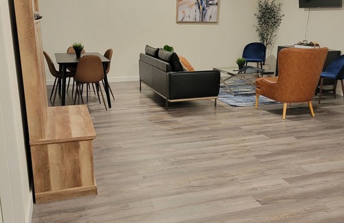 Bound Brook Apartment | The Perfect Retreat*2Bd/2BA*Parking*Pets