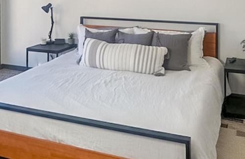 Moab South Valley House | The Petroglyph House