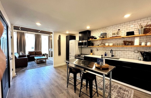 Dillon Apartment | The Pheasant 1- A Fully Renovated Historic Apartment in charming Dillon, Montana