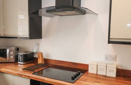 Flamborough House | THE PHEASANTRY, pet friendly, with hot tub in Flamborough