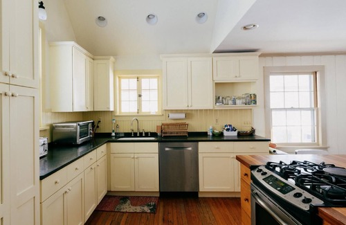 Phoenicia House | The Phoenicia Farmhouse: Cozy Home Near Esopus Creek with Pool