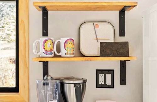 Pioneertown House | The Pioneertown House By The Cohost Company