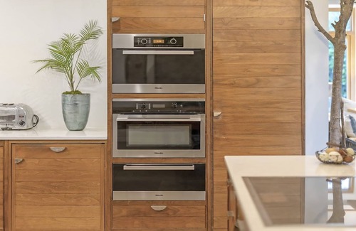 Banbury Cottage | The Plant House by Group Retreats - sleeps 14 guests in 6 bedrooms