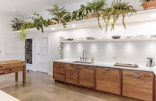 Banbury Cottage | The Plant House by Group Retreats - sleeps 14 guests in 6 bedrooms