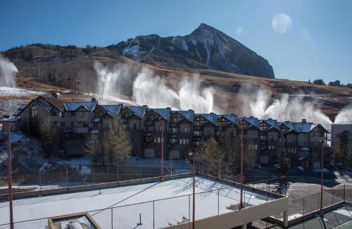 Crested Butte Resort | The Plaza Condominiums by Crested Butte Mountain Resort