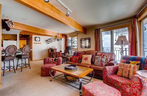 Crested Butte Resort | The Plaza Condominiums by Crested Butte Mountain Resort