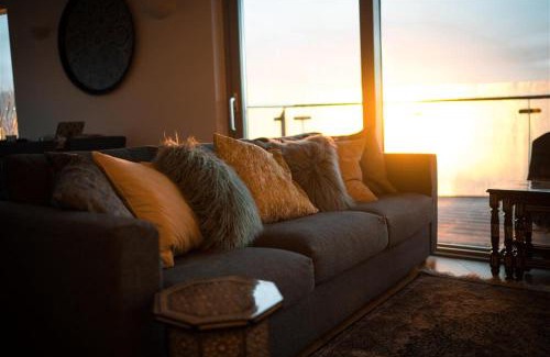 Exmouth Apartment | The Point