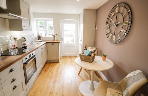 Bridgnorth Cottage | The Postage Stamp