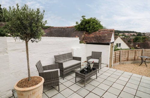 Bridgnorth Cottage | The Postage Stamp