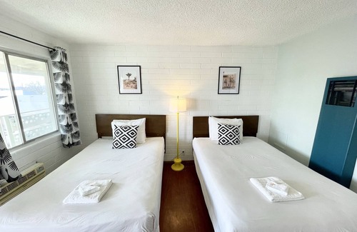 Seligman Hotel | The Postcard Motel