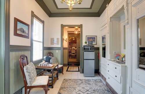 Adrian Furnace Cottage | The Presidential Stay, Converted Railcar in Dubois
