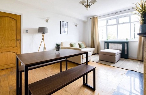 Primrose Hill Apartment | The Primrose Hill Apartments